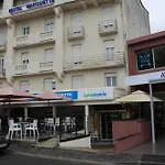 Marquette Hotel